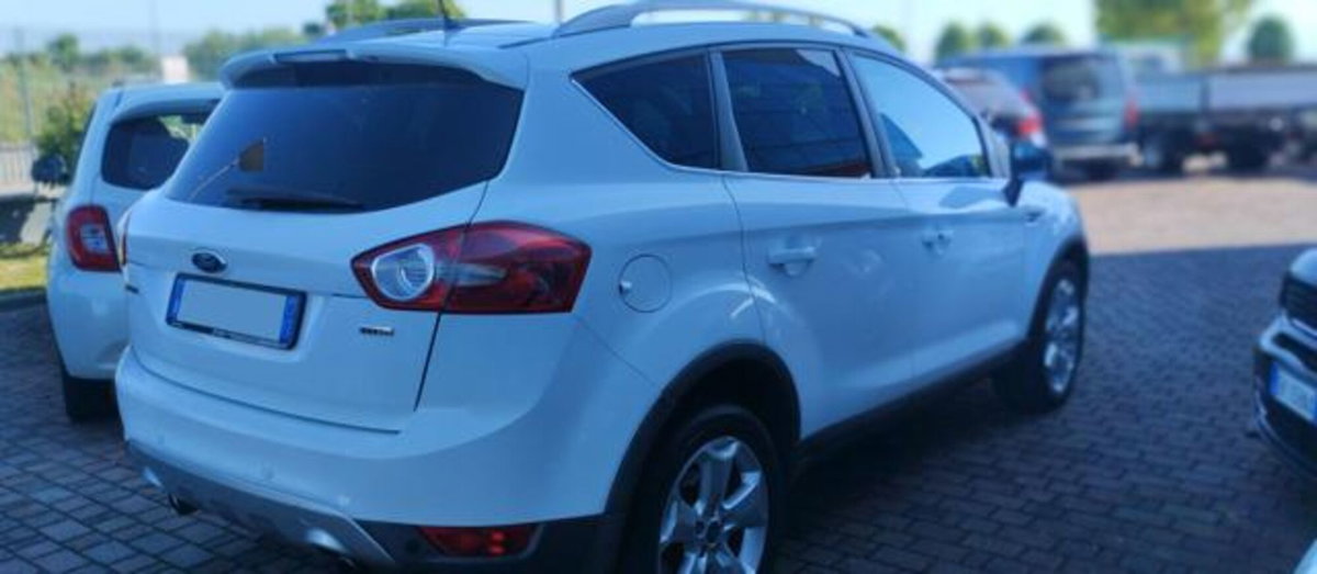 Ford Kuga 2.0 TDCi 136 CV 2WD Titanium DPF (4)