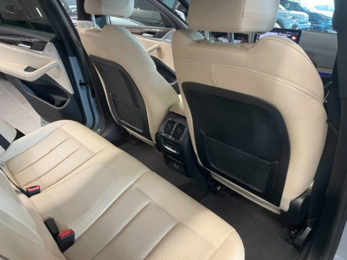 BMW X4 xdrive20d mhev 48V auto (14)