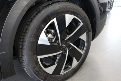 Opel Grandland 1.2 hybrid GS 145cv e-dcs6 (3)