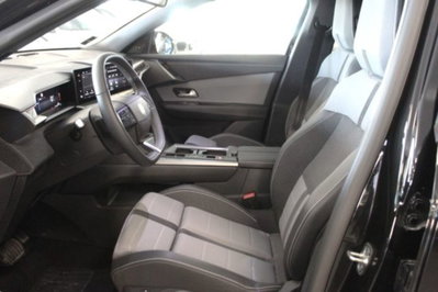 Opel Grandland 1.2 hybrid GS 145cv e-dcs6 (4)