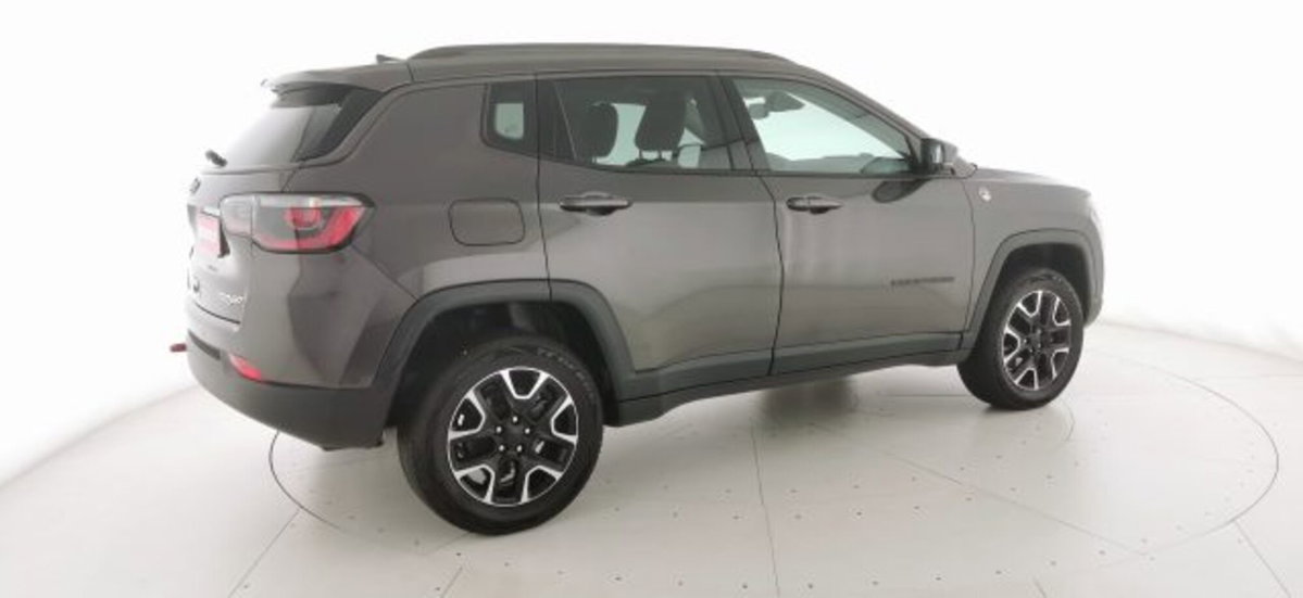 Jeep Compass 2.0 Multijet II 170 aut. 4WD Trailhawk (18)