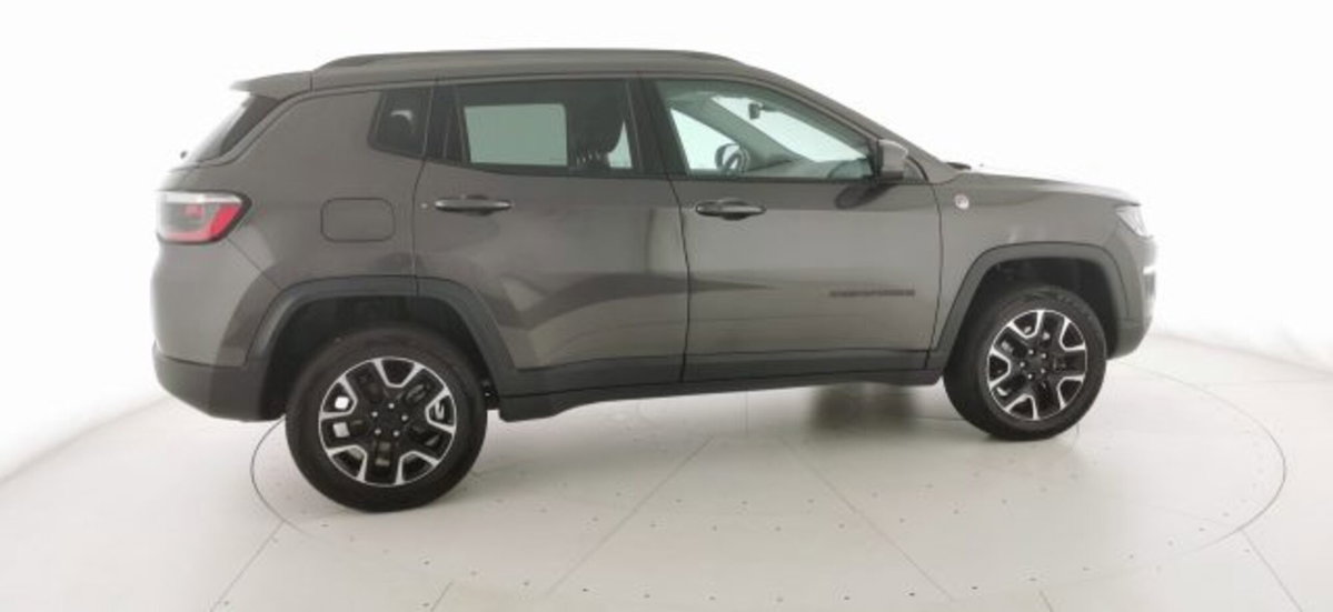 Jeep Compass 2.0 Multijet II 170 aut. 4WD Trailhawk (19)