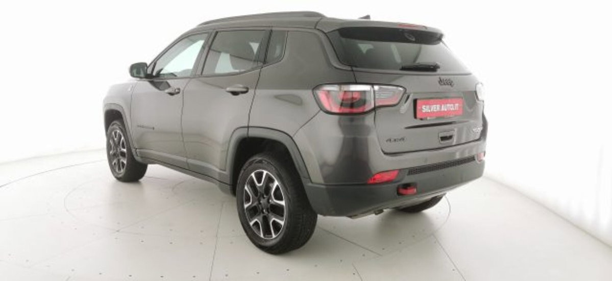 Jeep Compass 2.0 Multijet II 170 aut. 4WD Trailhawk (5)