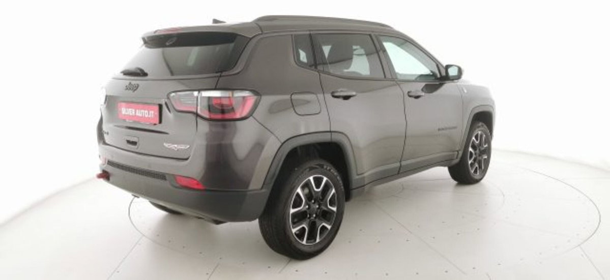 Jeep Compass 2.0 Multijet II 170 aut. 4WD Trailhawk (7)