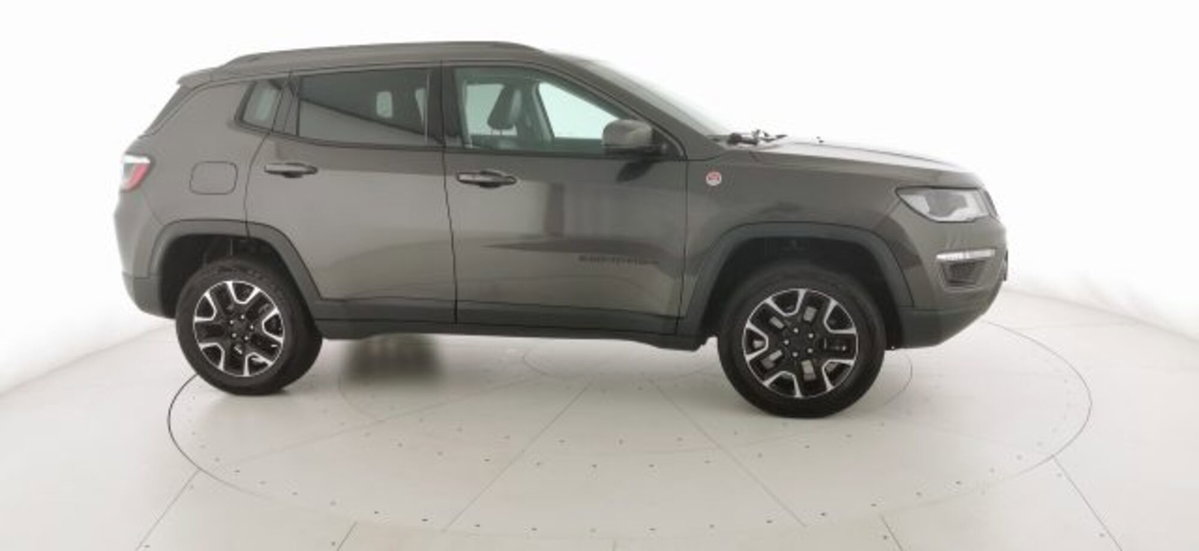 Jeep Compass 2.0 Multijet II 170 aut. 4WD Trailhawk (8)