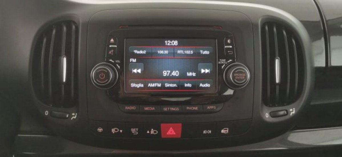 Fiat 500L 1.4 95 CV Pop Star (11)