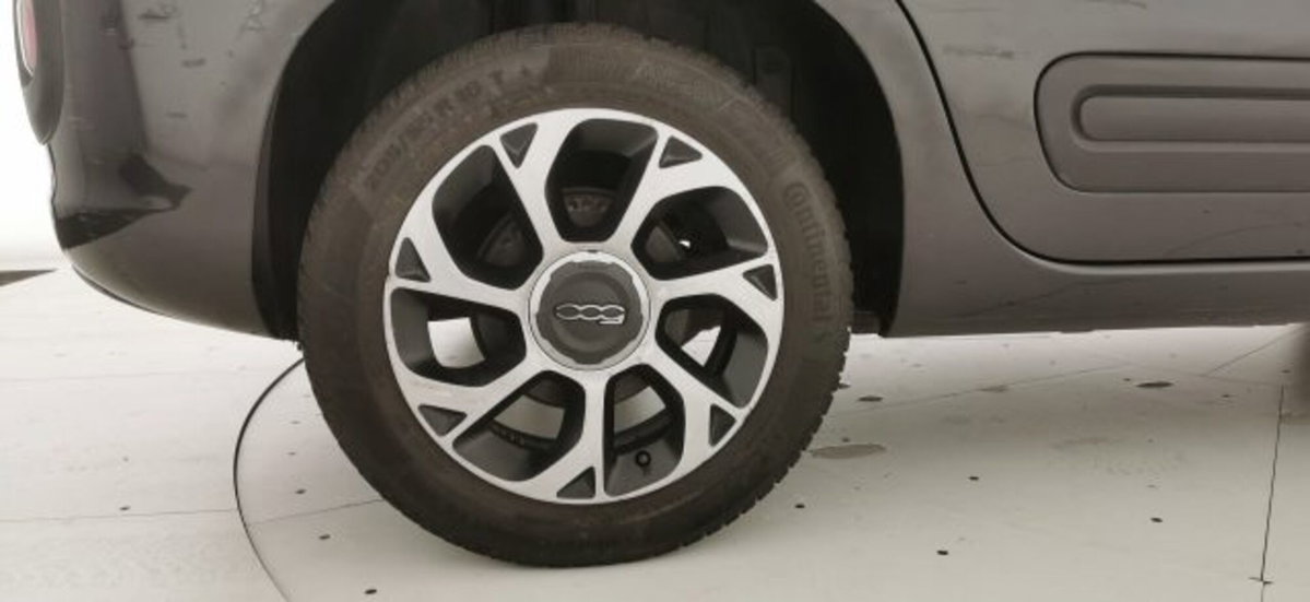 Fiat 500L 1.4 95 CV Pop Star (16)