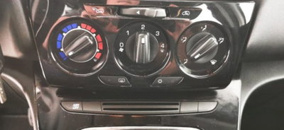 Lancia Ypsilon 1.2 69 CV 5 porte GPL Ecochic Silver (11)