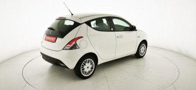 Lancia Ypsilon 1.2 69 CV 5 porte GPL Ecochic Silver (18)