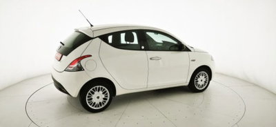 Lancia Ypsilon 1.2 69 CV 5 porte GPL Ecochic Silver (19)