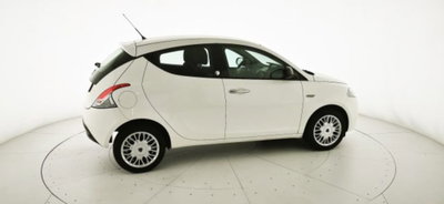Lancia Ypsilon 1.2 69 CV 5 porte GPL Ecochic Silver (20)