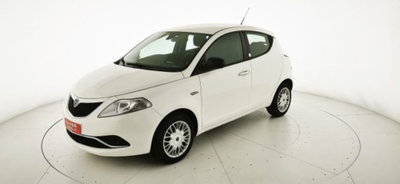 Lancia Ypsilon 1.2 69 CV 5 porte GPL Ecochic Silver (3)