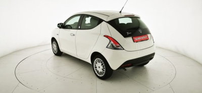 Lancia Ypsilon 1.2 69 CV 5 porte GPL Ecochic Silver (5)