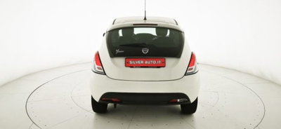 Lancia Ypsilon 1.2 69 CV 5 porte GPL Ecochic Silver (6)