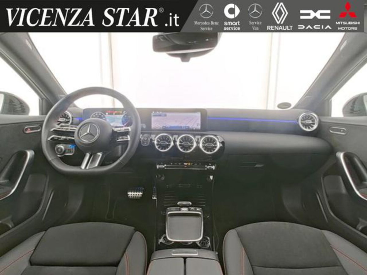 Mercedes-Benz Classe A 250 e phev AMG Line Premium Plus auto (5)
