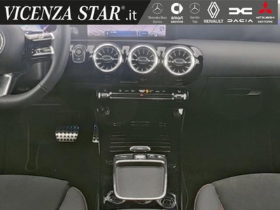 Mercedes-Benz Classe A 250 e phev AMG Line Premium Plus auto (7)