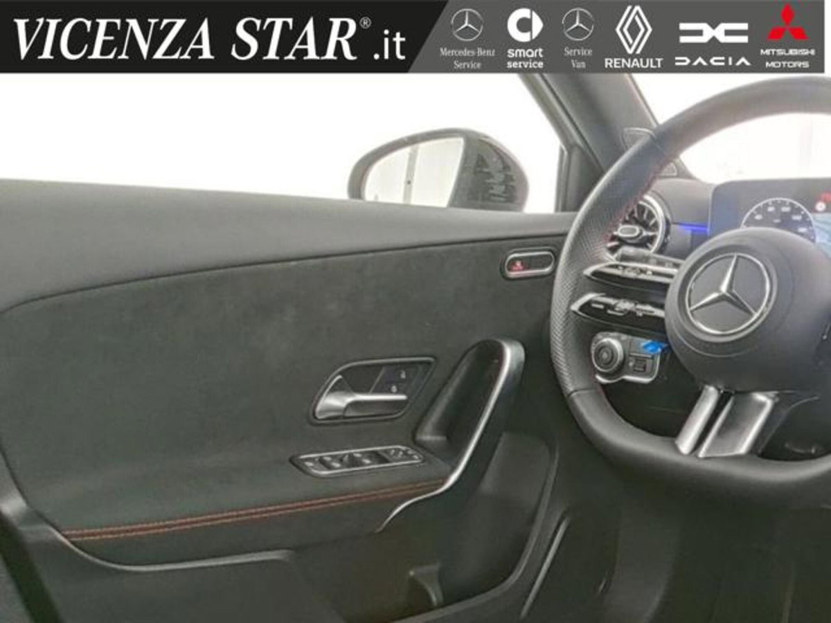 Mercedes-Benz Classe A 250 e phev AMG Line Premium Plus auto (8)