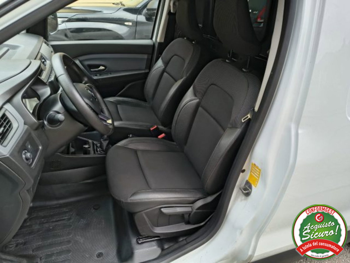 Renault Express 1.4 Blue dCi 75 Van (12)