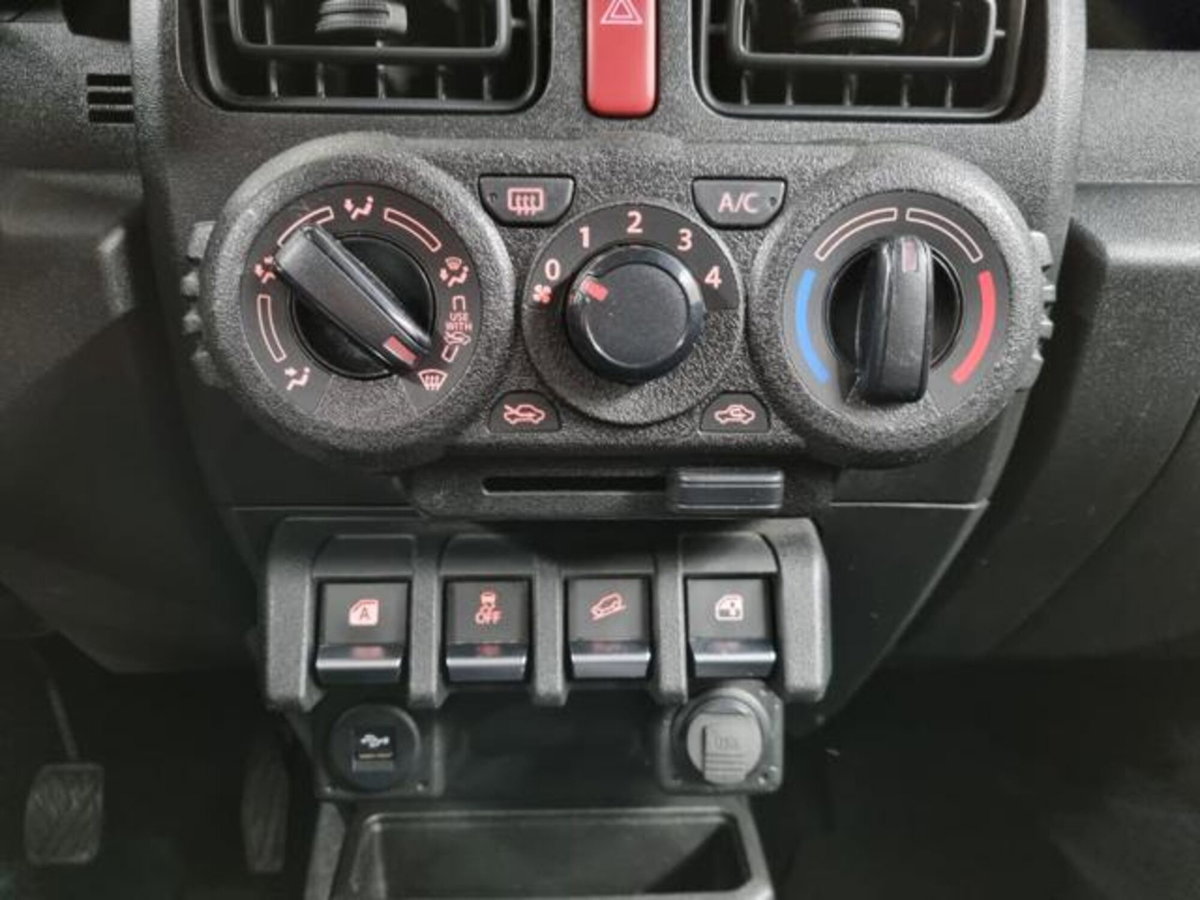 Suzuki Jimny 1.5 5MT Easy PRO (N1) (10)