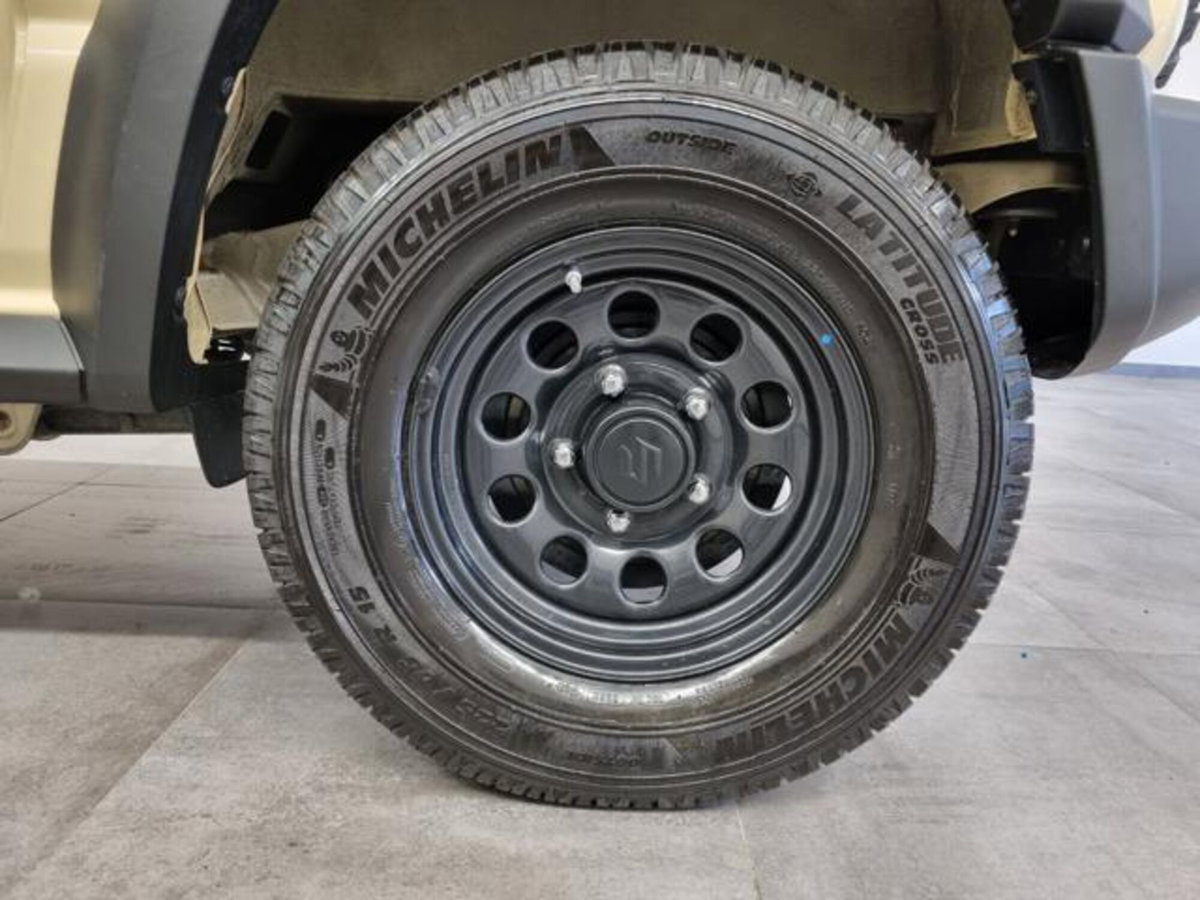 Suzuki Jimny 1.5 5MT Easy PRO (N1) (15)