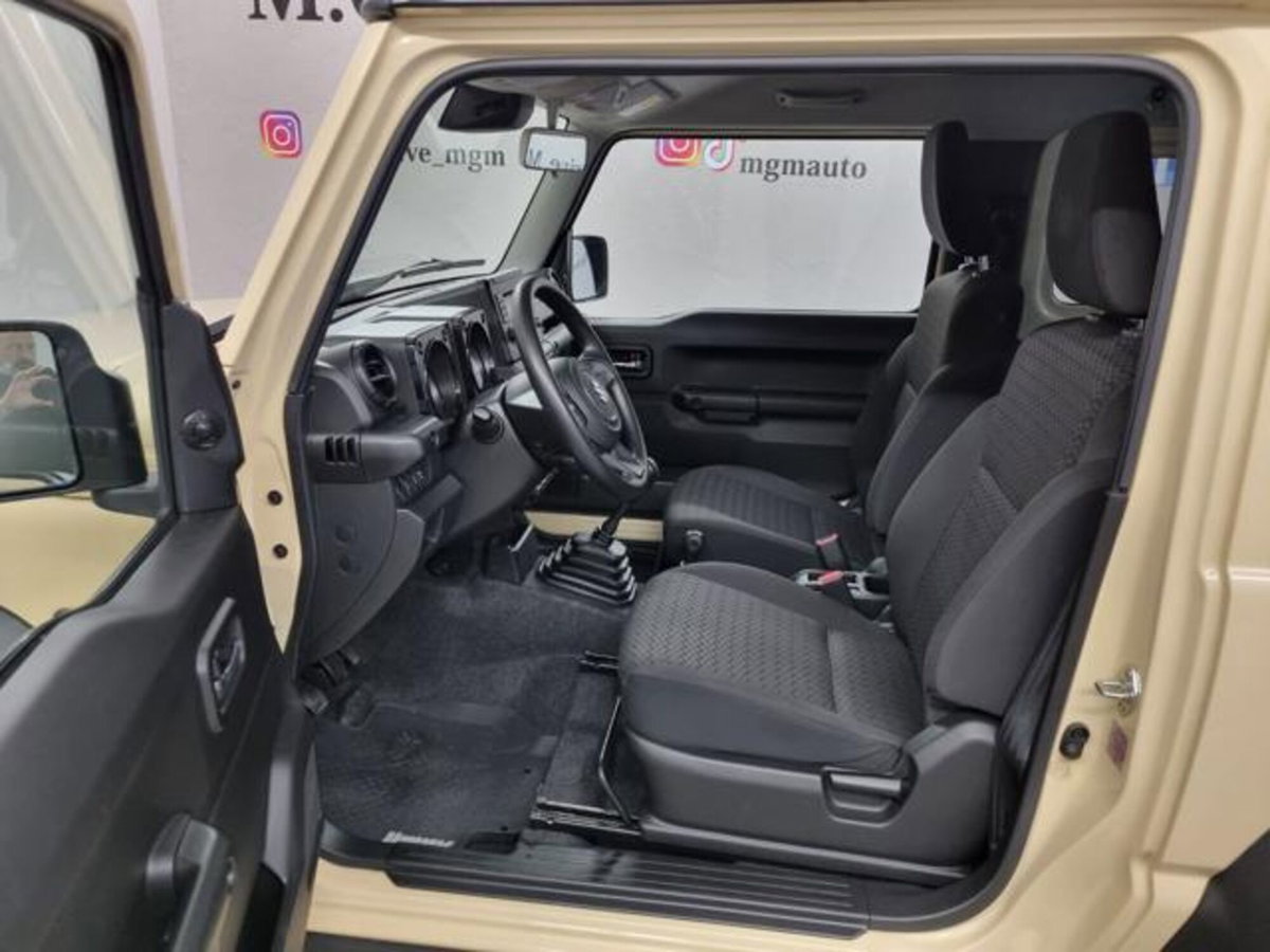 Suzuki Jimny 1.5 5MT Easy PRO (N1) (8)