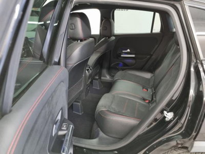 Mercedes-Benz GLA SUV 200 d Automatic 4Matic Premium (10)