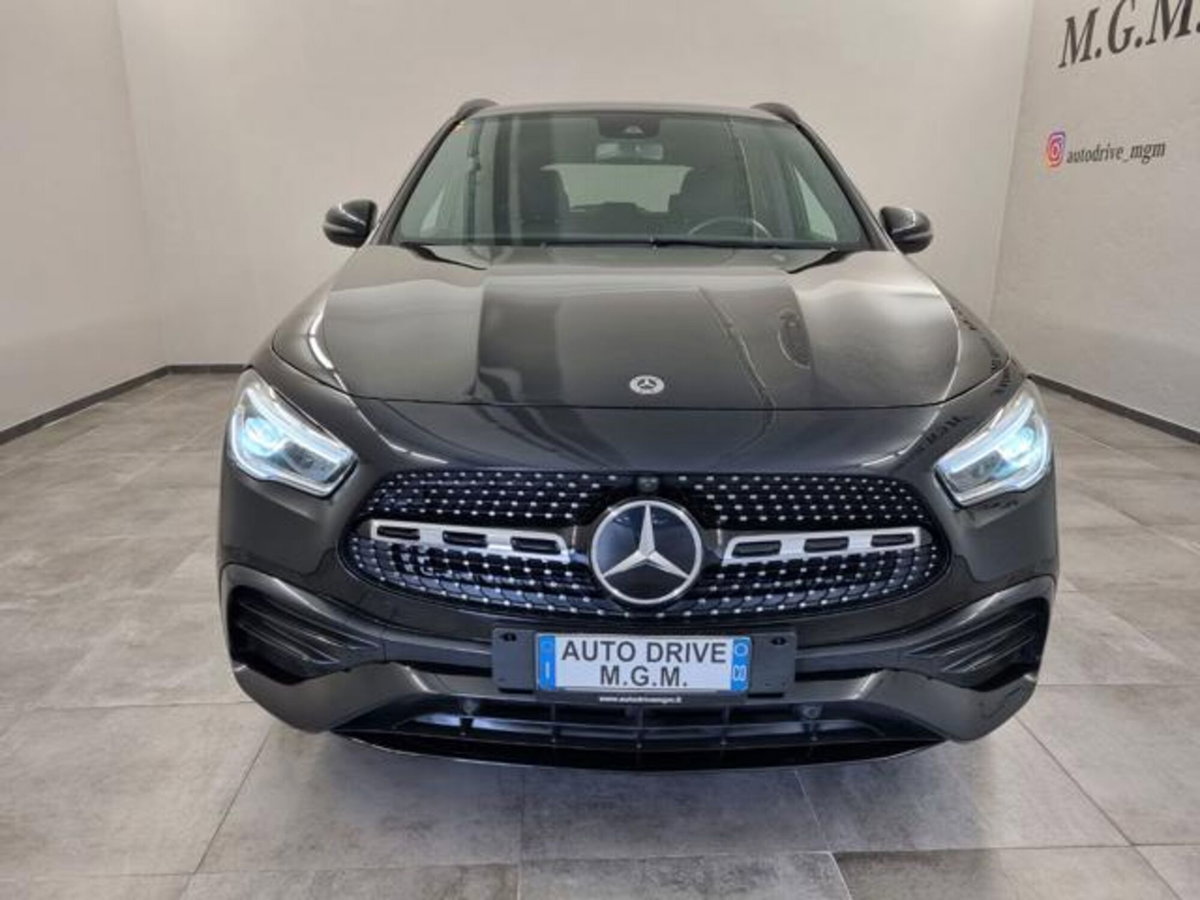 Mercedes-Benz GLA SUV 200 d Automatic 4Matic Premium (5)