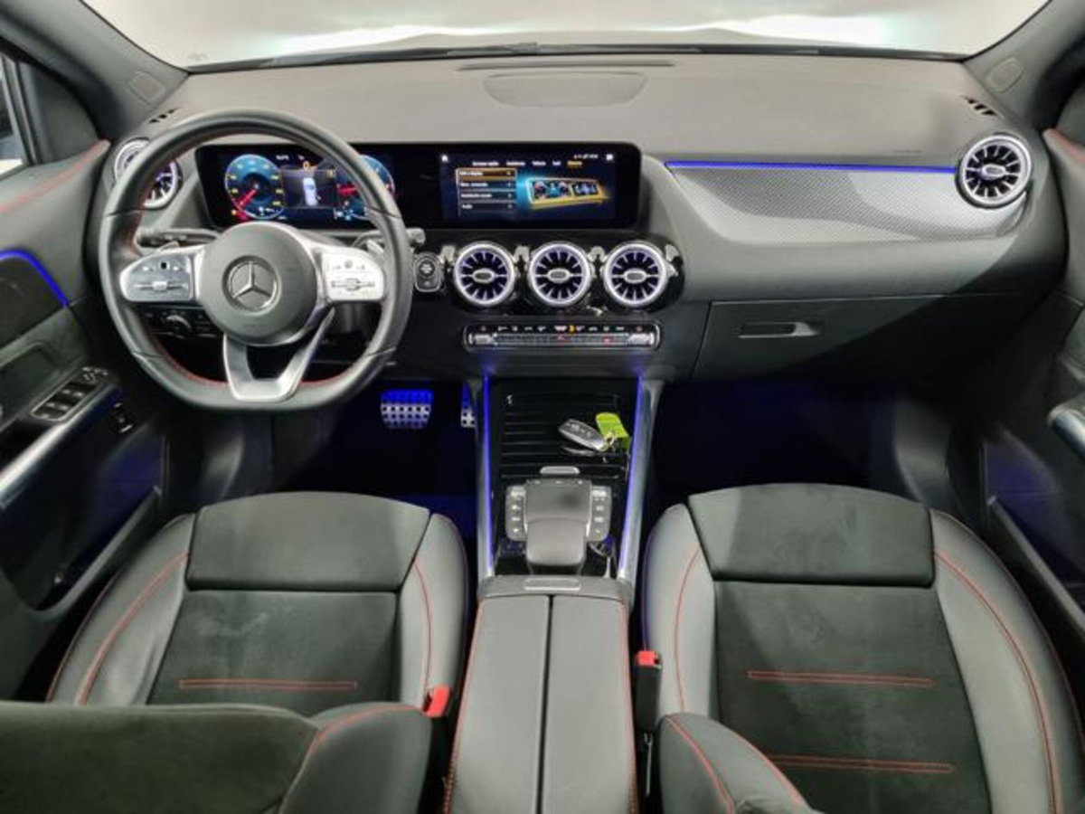 Mercedes-Benz GLA SUV 200 d Automatic 4Matic Premium (7)