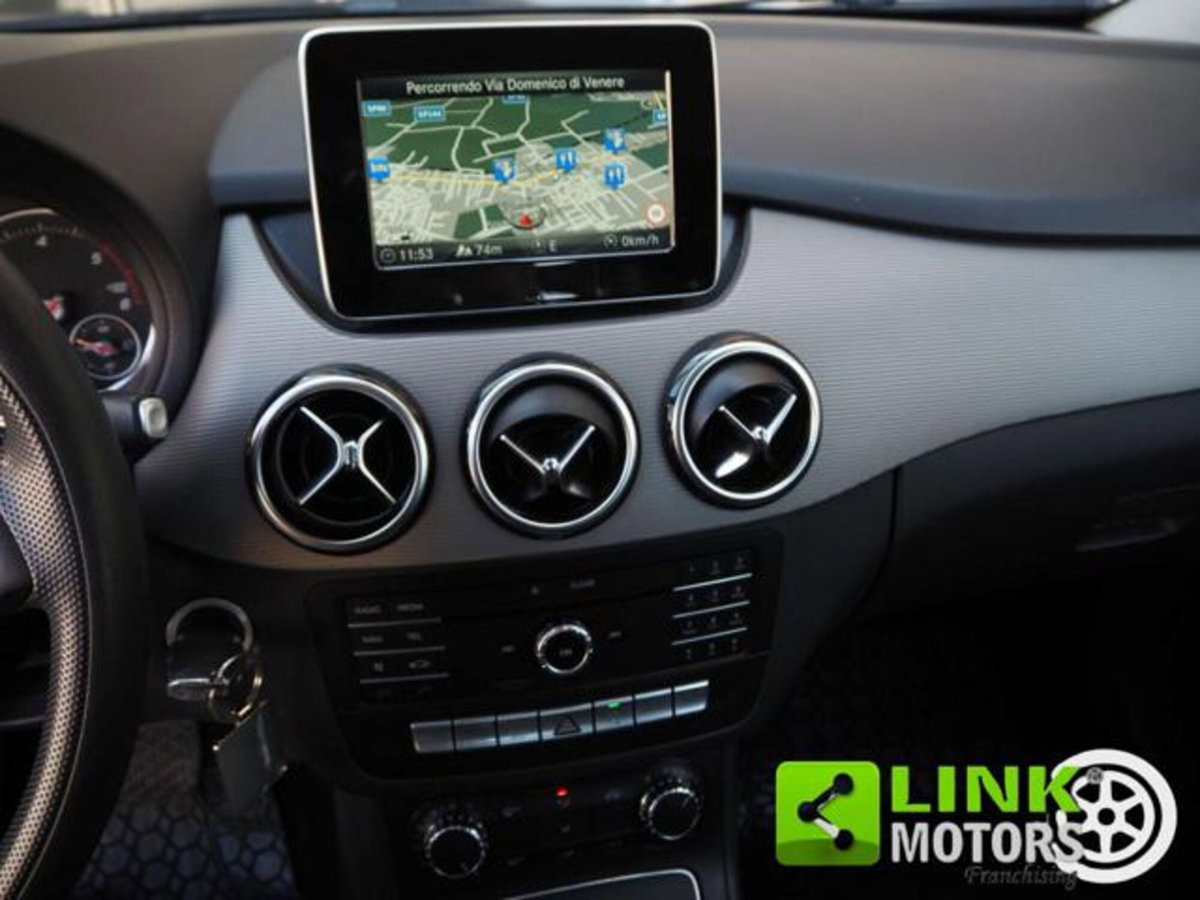 Mercedes-Benz Classe B 180 d Automatic Sport (12)