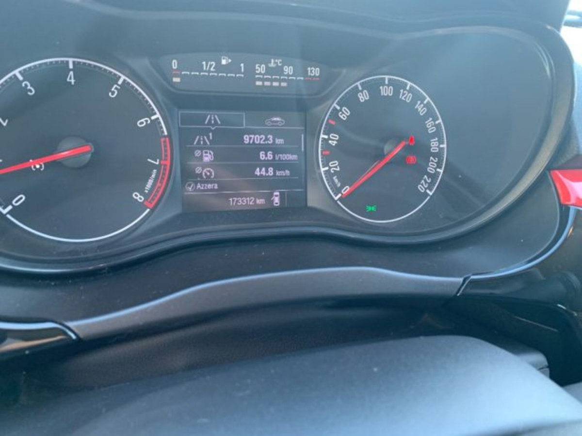 Opel Corsa Coupé 1.2 (14)
