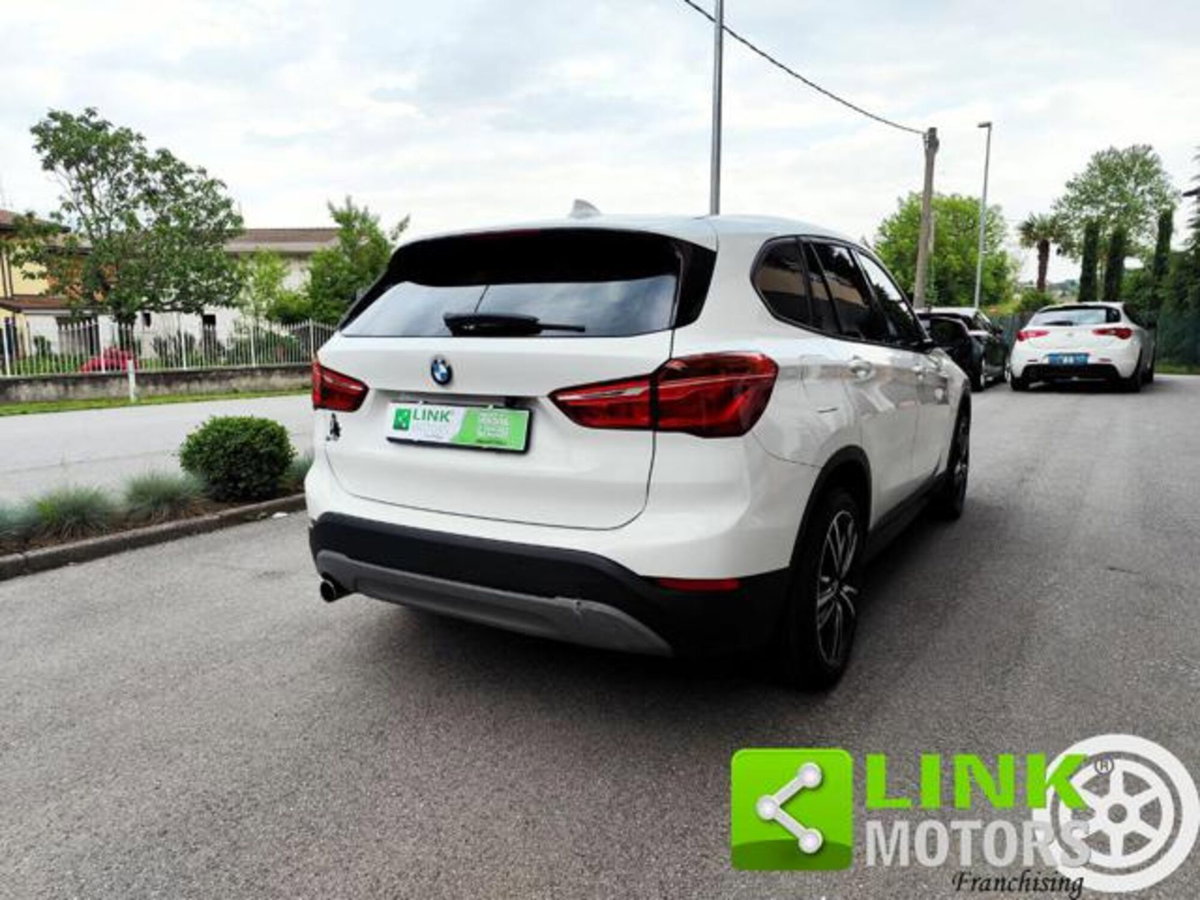 BMW X1 sDrive18d Business (13)