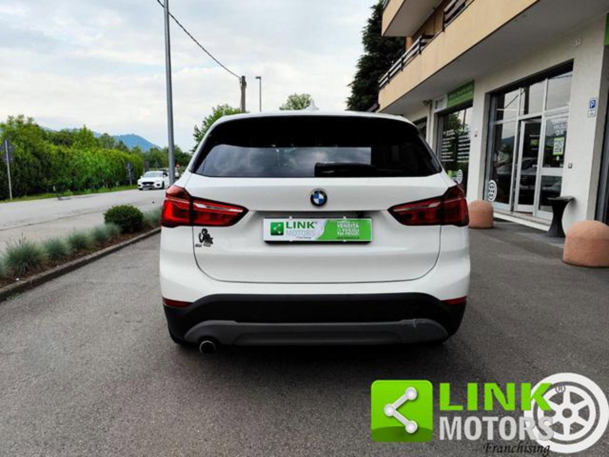 BMW X1 sDrive18d Business (14)