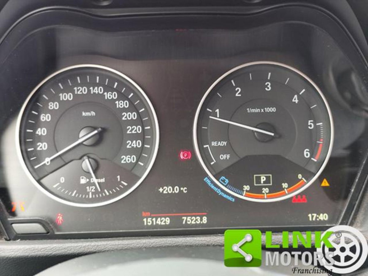 BMW X1 sDrive18d Business (8)