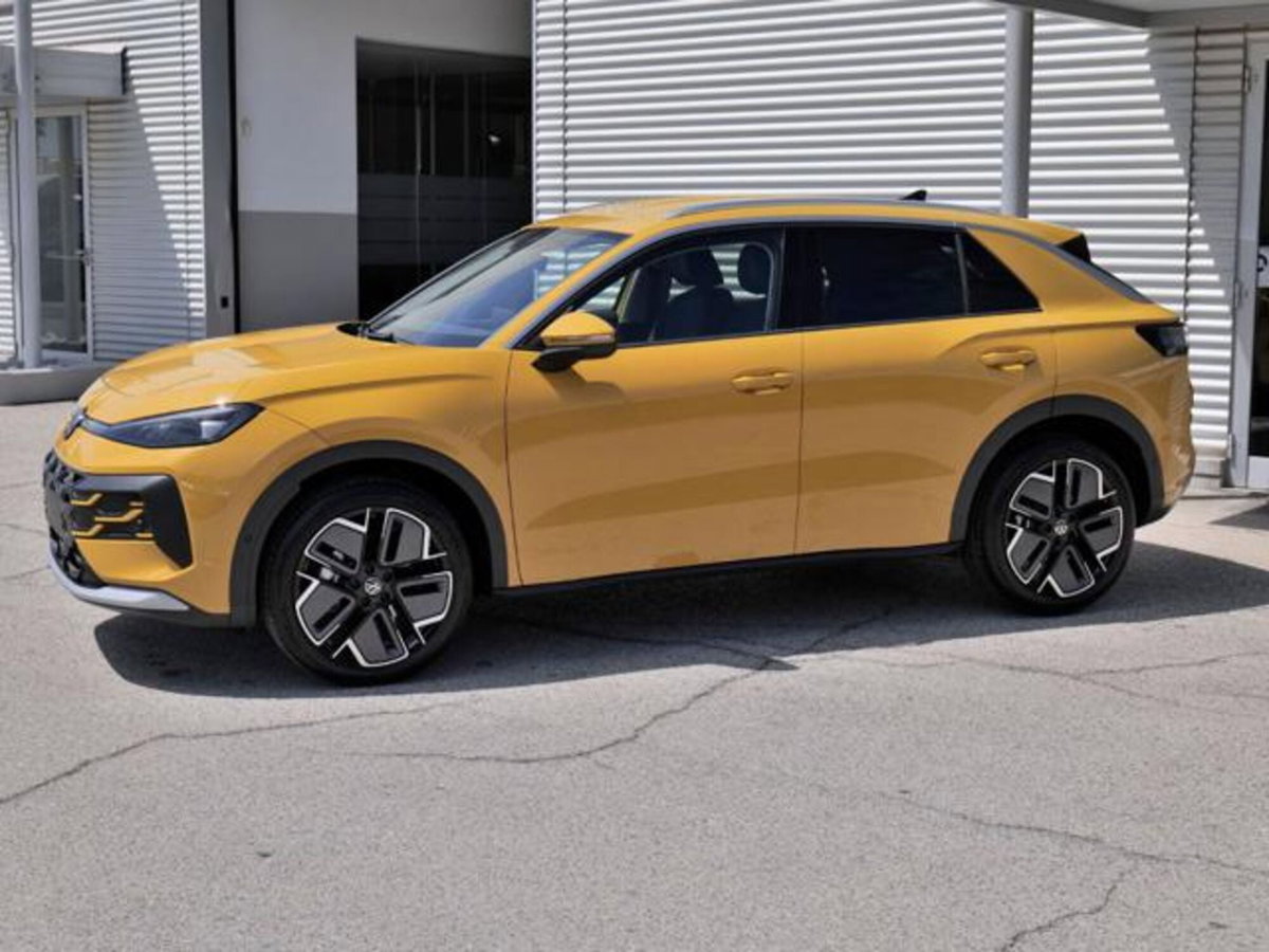 Volkswagen T-Roc 1.5 etsi Style 115cv dsg (2)