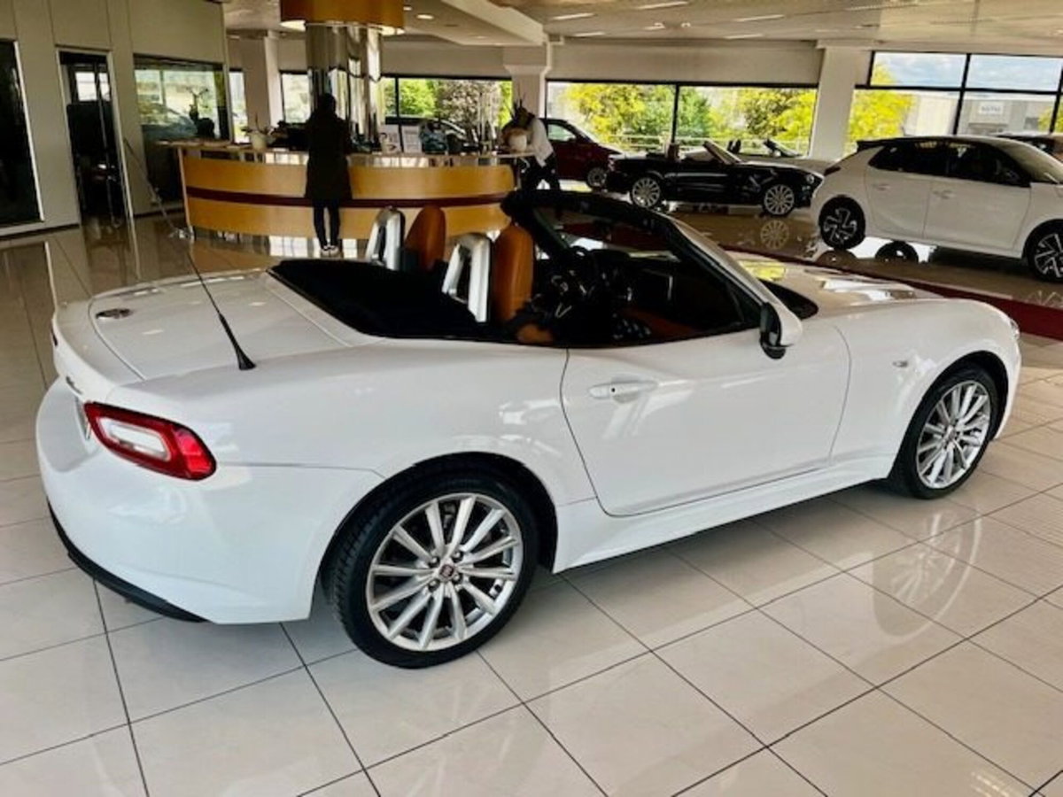 Fiat 124 spider 124 spider 1.4 MultiAir AT6 Lusso (13)