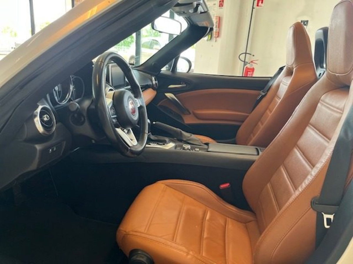 Fiat 124 spider 124 spider 1.4 MultiAir AT6 Lusso (14)