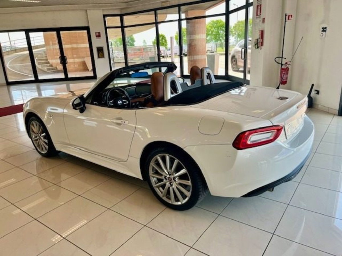 Fiat 124 spider 124 spider 1.4 MultiAir AT6 Lusso (5)