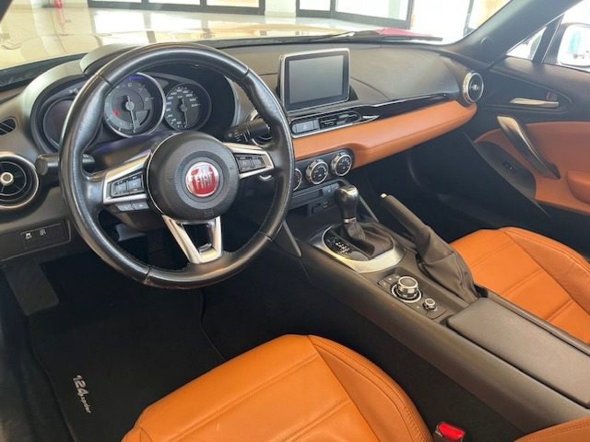 Fiat 124 spider 124 spider 1.4 MultiAir AT6 Lusso (8)