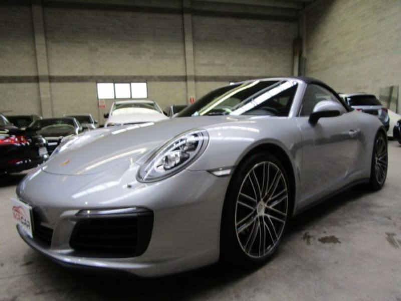 Porsche 911 Cabrio 3.0 Carrera 4