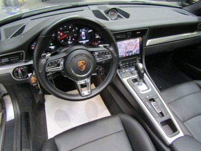 Porsche 911 Cabrio 3.0 Carrera 4 (15)