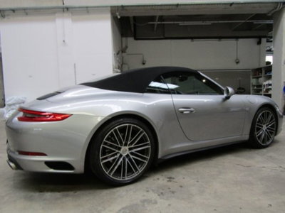 Porsche 911 Cabrio 3.0 Carrera 4 (4)