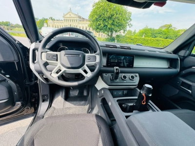 Land Rover Defender 90 3.0D I6 200 CV AWD Auto X-Dynamic HSE (11)