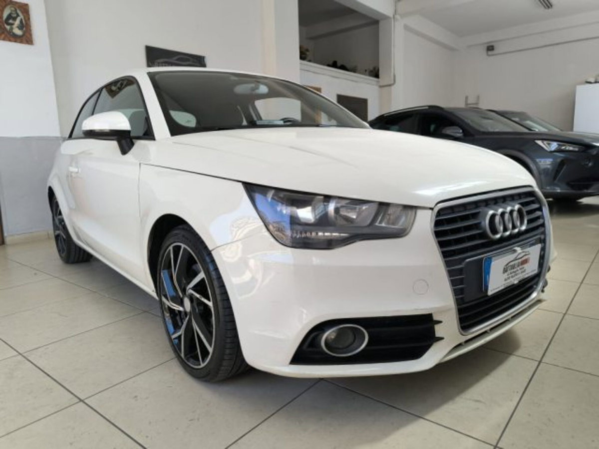 Audi A1 1.6 TDI 105 CV Ambition (2)