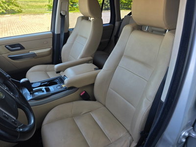Land Rover Range Rover Sport 2.7 TDV6 HSE (15)
