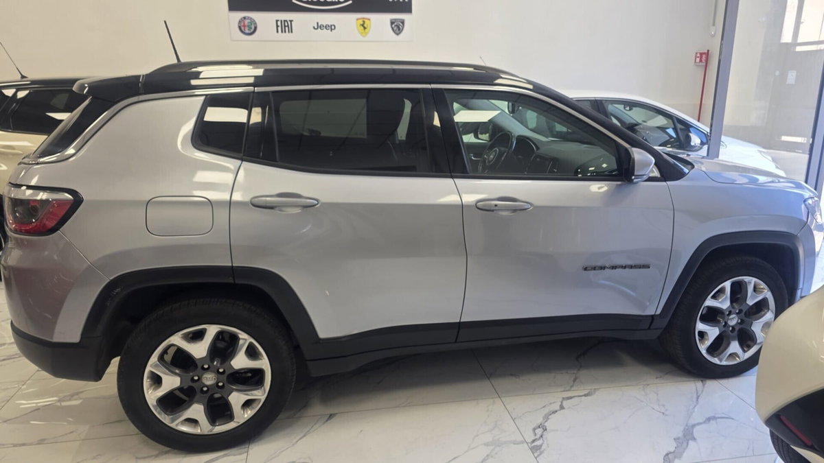 Jeep Compass 2.0 Multijet II aut. 4WD Limited (6)