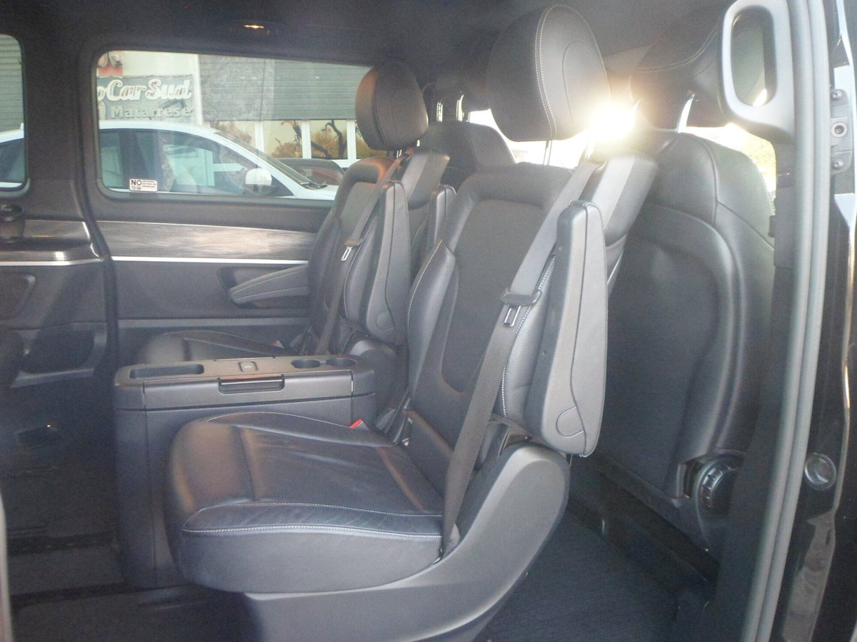 Mercedes-Benz Classe V 220 d Automatic Premium Extralong (11)