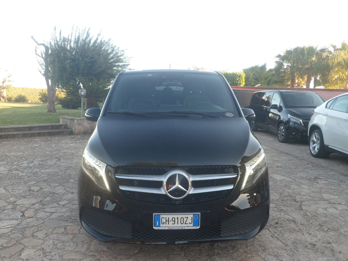 Mercedes-Benz Classe V 220 d Automatic Premium Extralong (2)