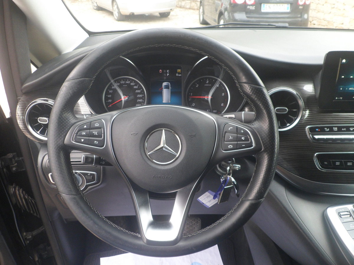 Mercedes-Benz Classe V 220 d Automatic Premium Extralong (11)