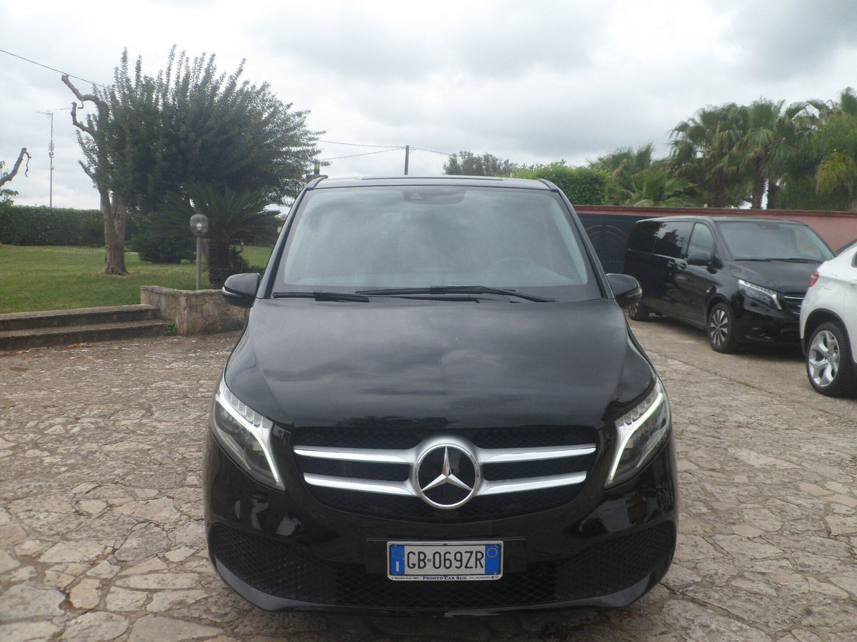 Mercedes-Benz Classe V 220 d Automatic Premium Extralong (2)