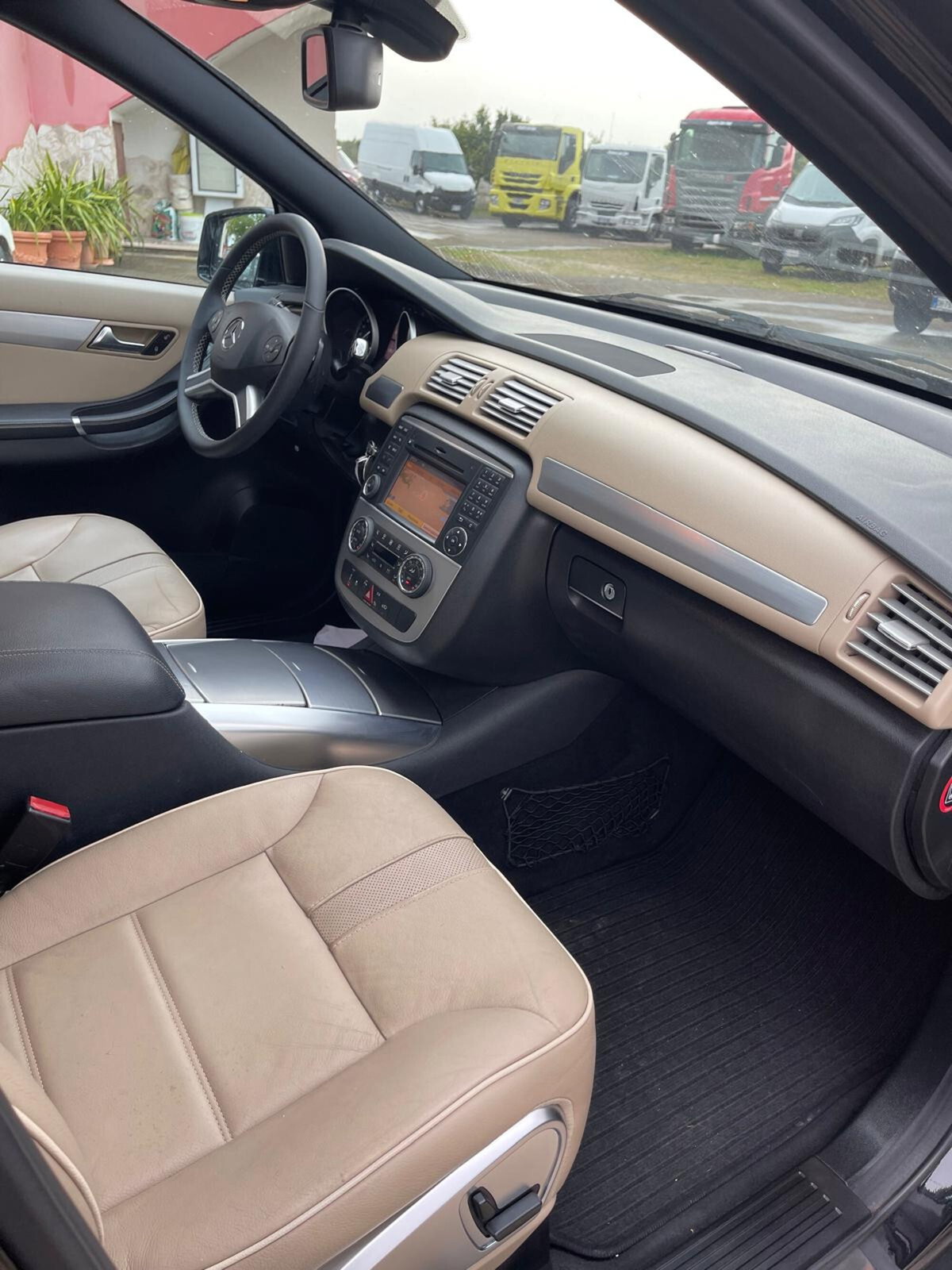 Mercedes-Benz Classe R 350 CDI cat 4Matic Premium (15)